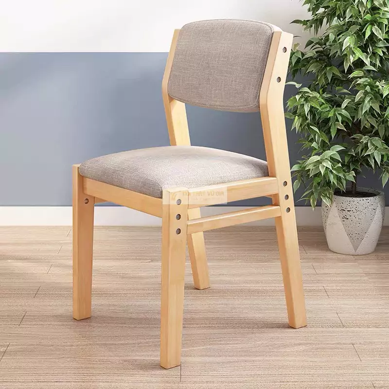 Ghế gỗ tự nhiên kết hợp nệm cao cấp SD108